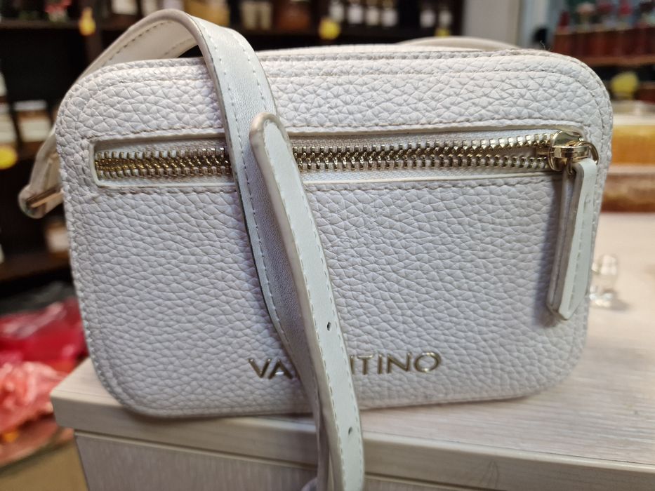 Valentino  малка бяла чанта