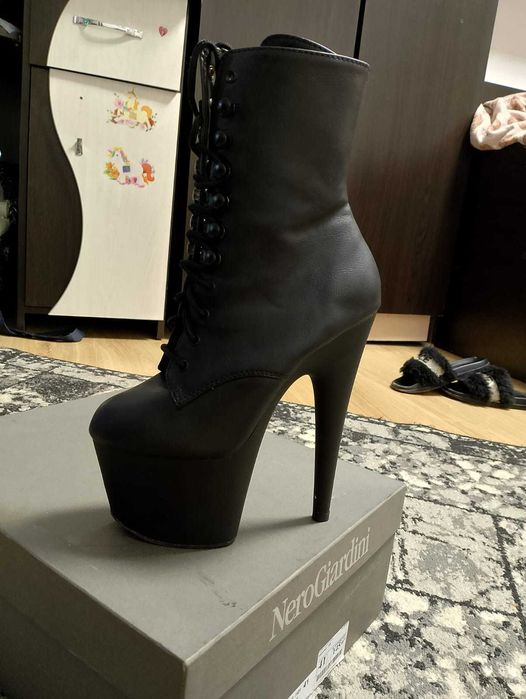 Botine cu toc inalt 2