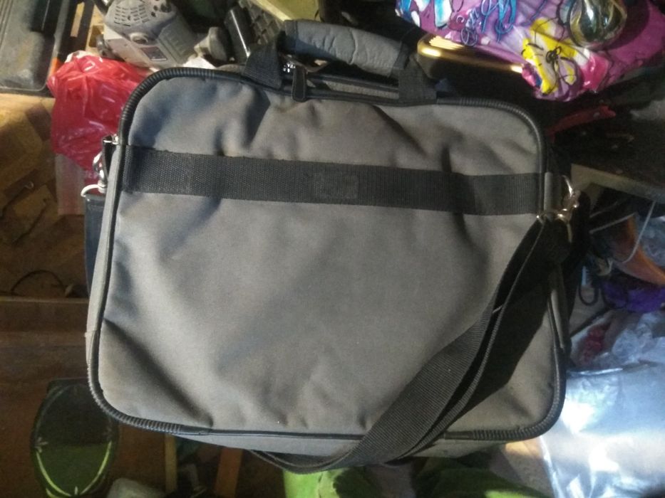 Продам сумку для ноута.