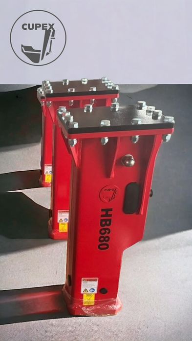 Ciocan Hidraulic Buldoexcavator