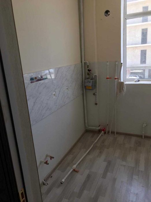 2 хоналик квартира сотилади Бухор шахарда