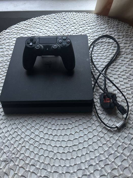 PlayStation 4 (PS4) Slim – Напълно подготвен, тестван и готов за игра!