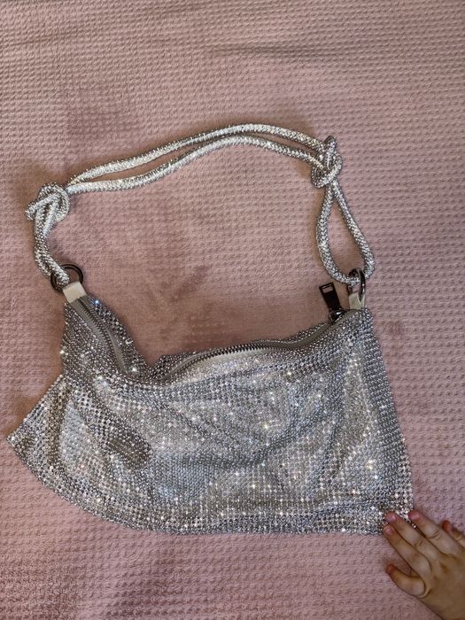 Продам праздничную сумочку