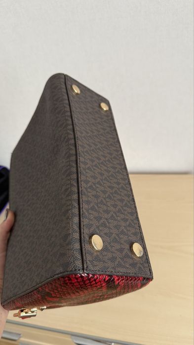 Сумочка Michael Kors