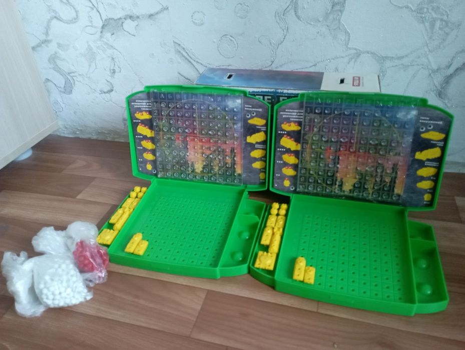 Продам поле боя ( морской бой )