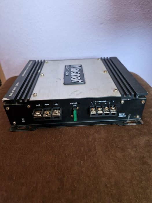 Statie auto Magnat 600wati