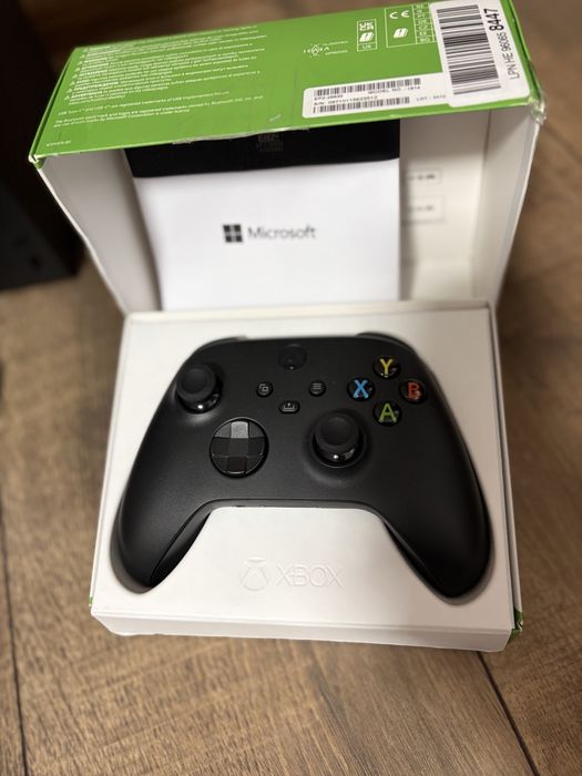 Xbox series x Forza horizon 5 Mortal kombat 2 джойстика