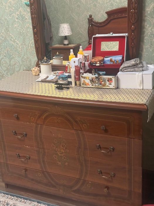 Спальный гарнитрур