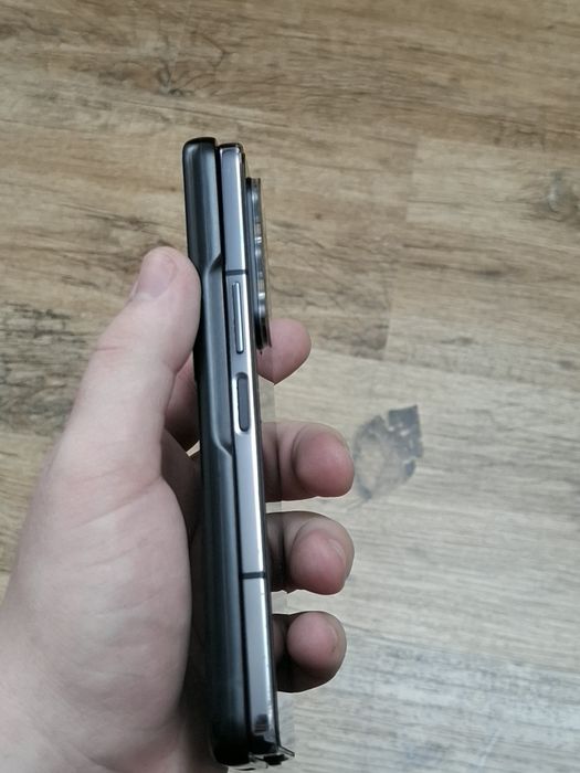 Samsung z fold 5