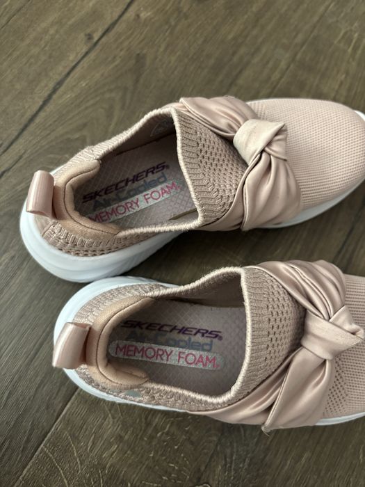 Маратонки за момиче Skechers 32 номер