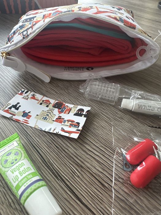 Garden - комплект от хайлайтър и парфюм