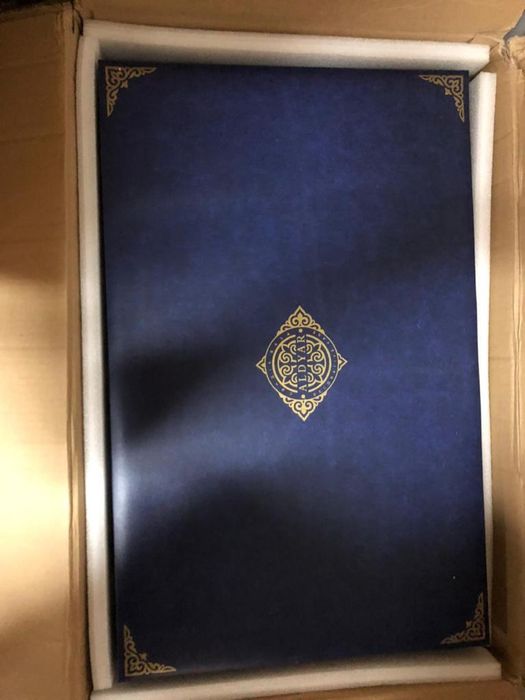 Ваза Empire Aldiyar