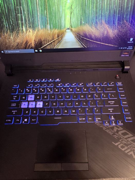 Laptop Gaming Asus Rog / i7-10750H / GTX 1650 TI / 16GB RAM 3200 Mhz