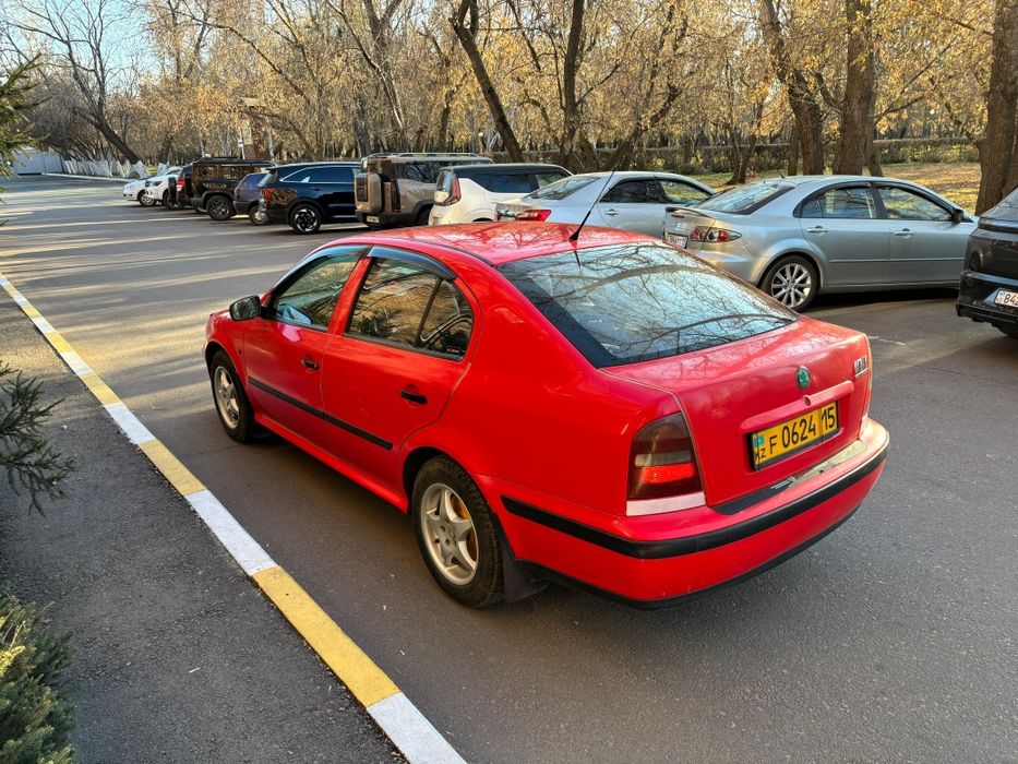 Продам Шкоду Октавия А4