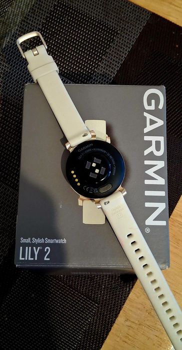 GARMIN  Lily2  SmartWatch