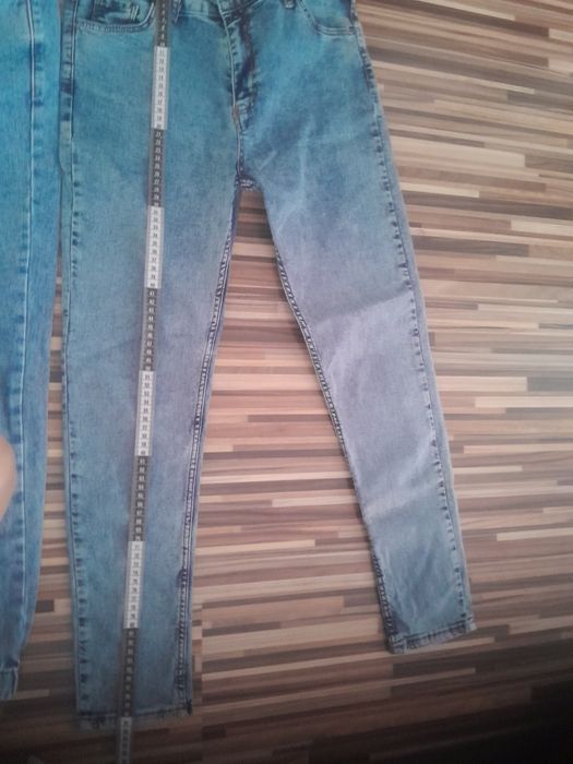 Дънки за момиче размер 32 и34