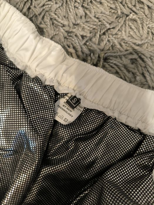 Pantaloni termici pentru femei