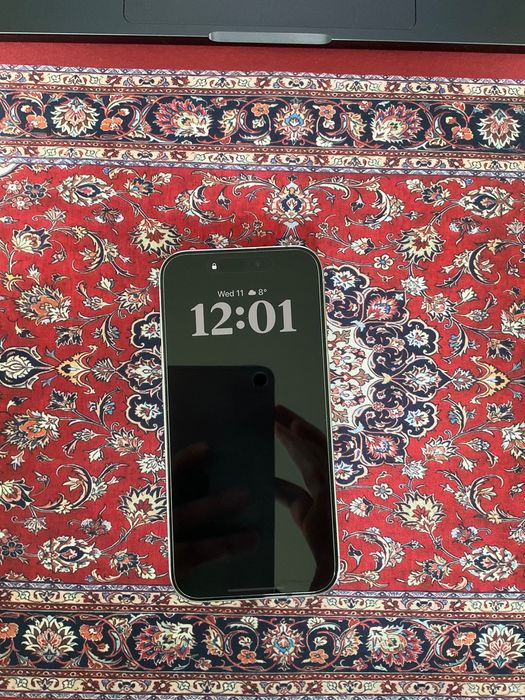 iPhone 15 Pro 128 GB – Natural Titanium