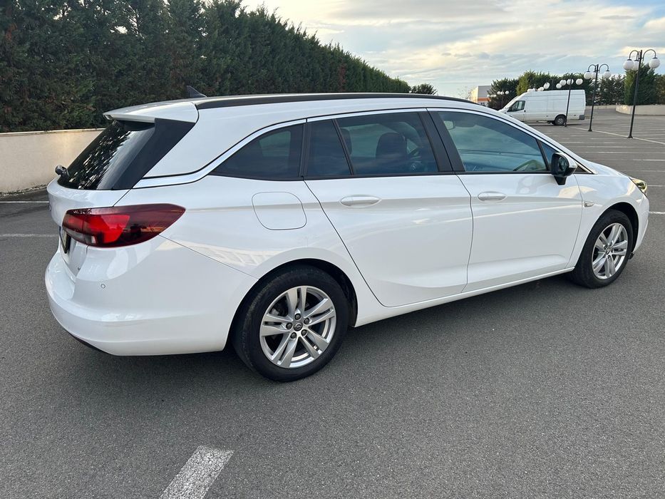 Opel Astra K Navi front asist camera