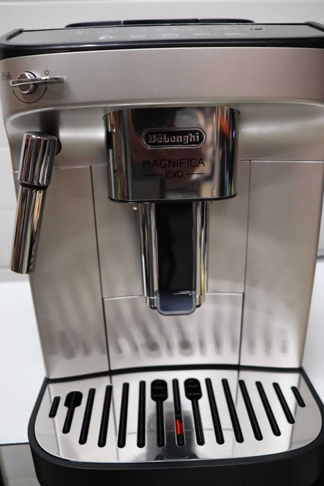 Кафеавтомат Delonghi Magnifica Evo ECAM292.33.SB