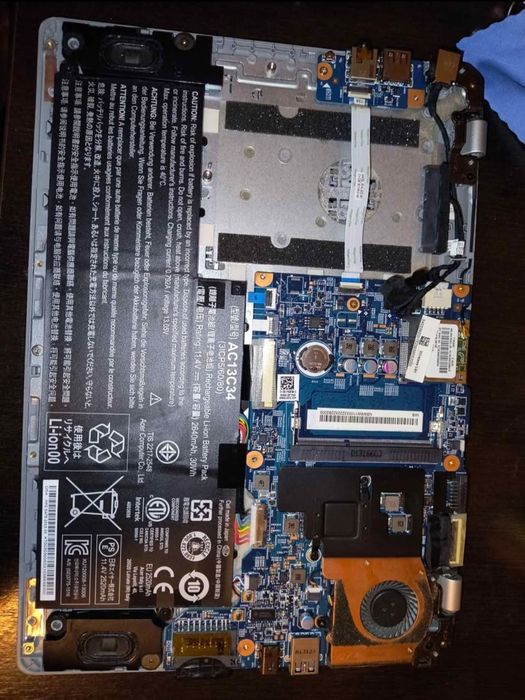 Acer aspire v5-122p defect