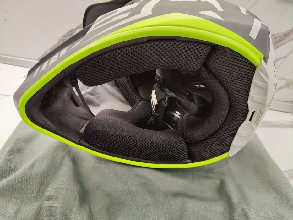 Мотокрос каска FOX V2 размер М