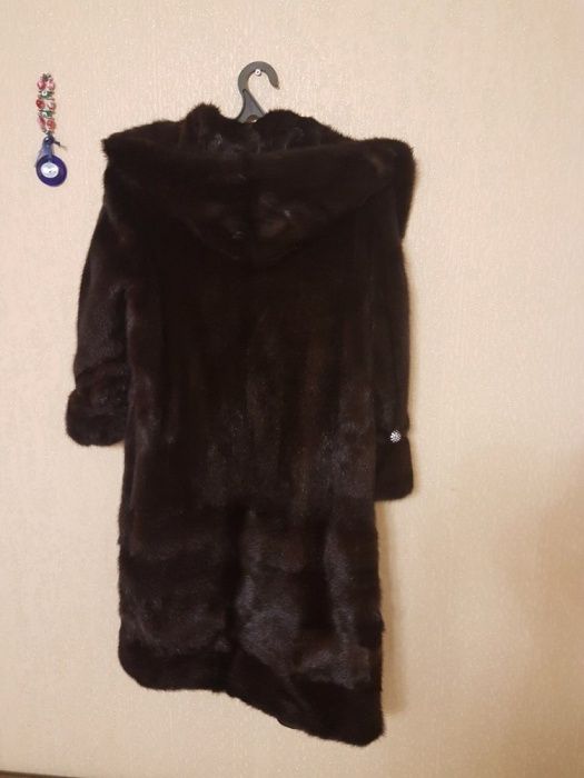 Продам норковую шубу