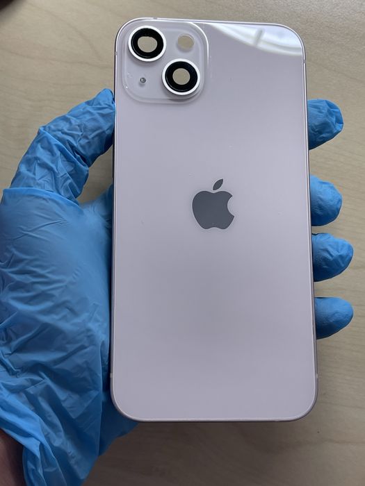 Carcasa originala iphone 13 Roz