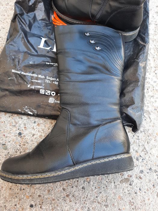 Летний тапочка сотилади