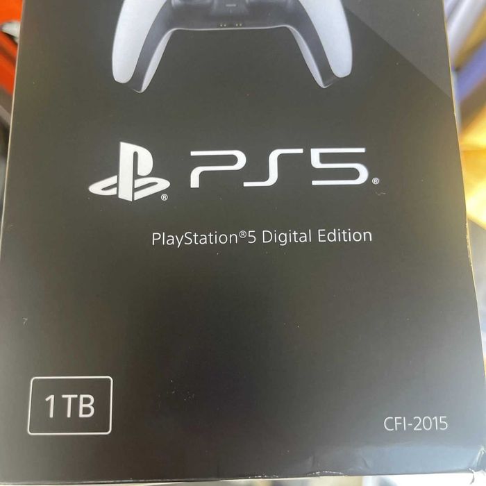 Sony PlayStation 5 Slim Digital Edition 1TB. Доставка от Чехия.