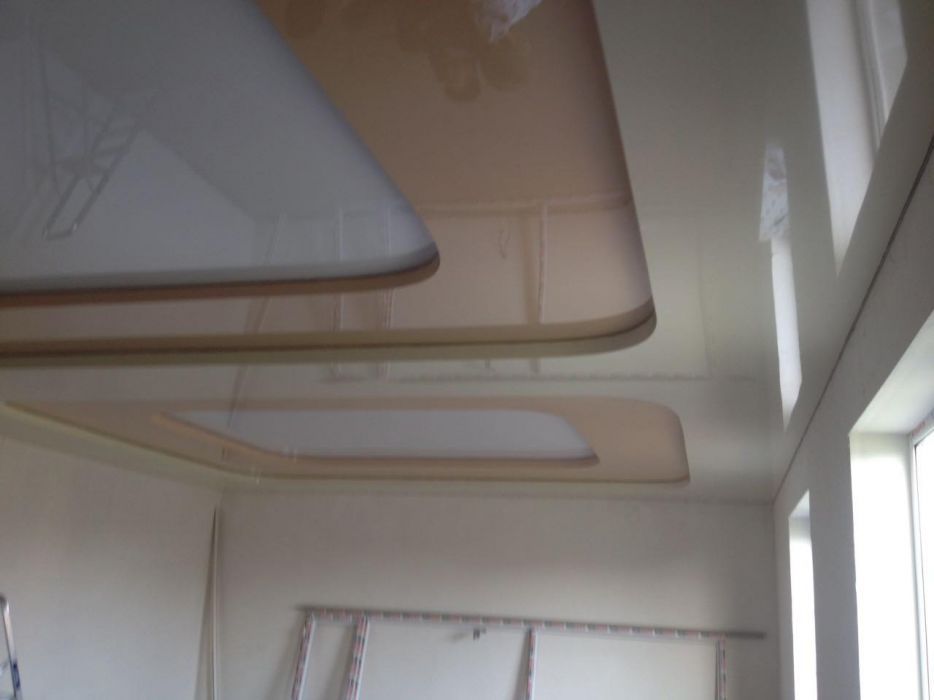 Натяжные потолки.