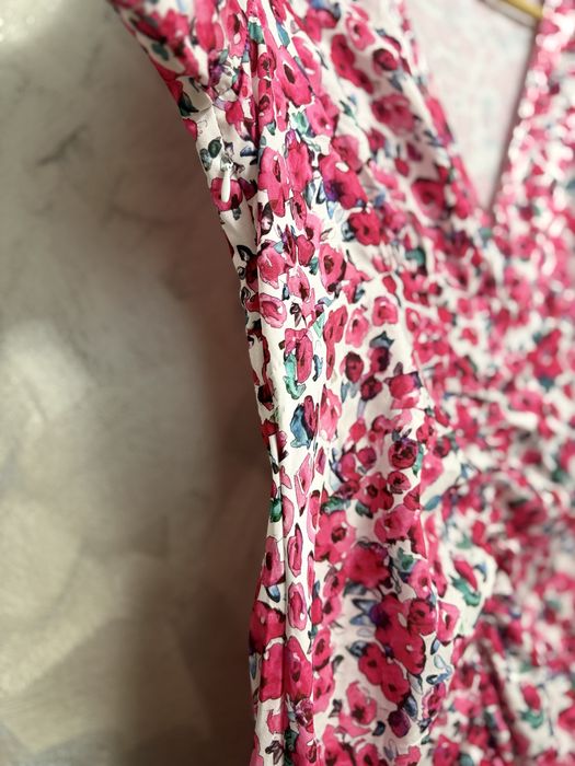 Rochie midi SHEIN florală, drapată, mărimea L