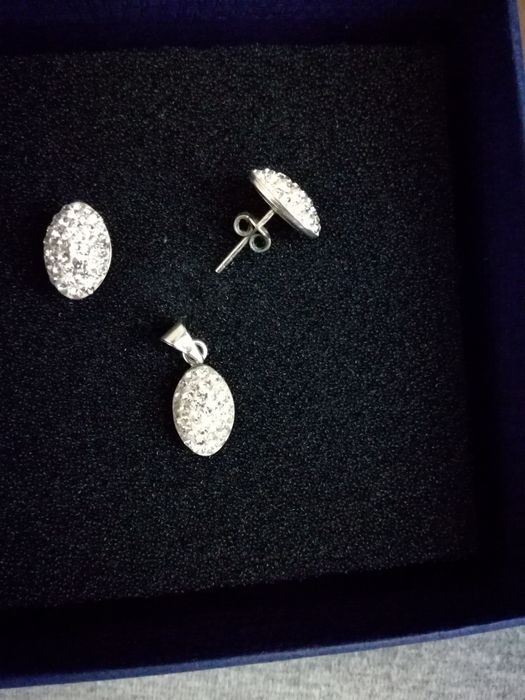 Сребърни комплекти и обеци