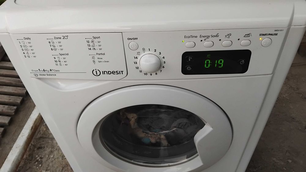 Indesit пералня