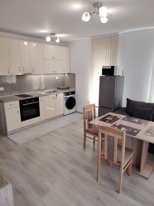 Дава се под наем Двустаен апартамент в Варна, Зимно кино Тракия - 60 кв.м за 612 € - Снимка #4