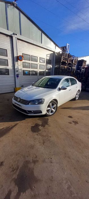 wv passat b7 an 2012 Dezmembrez/Dezmembram