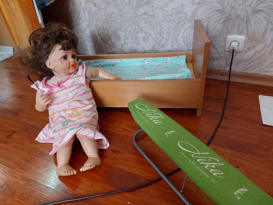 Кроватка для кукол