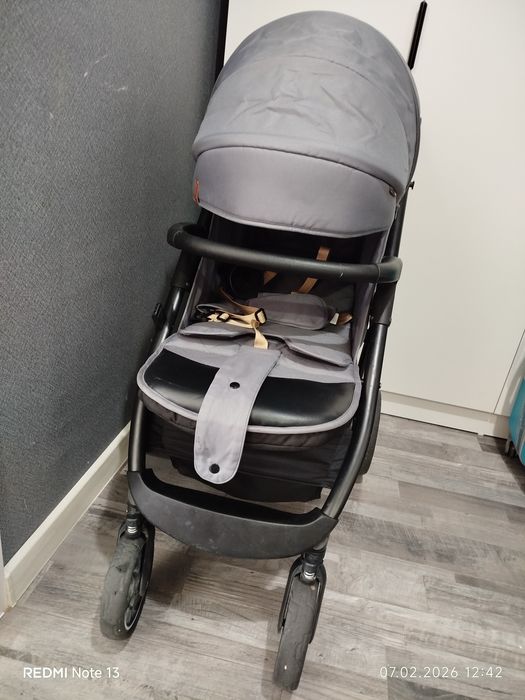 Продам детскую коляску