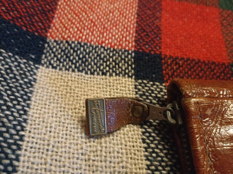 Папка из натуральной кожи крокодила