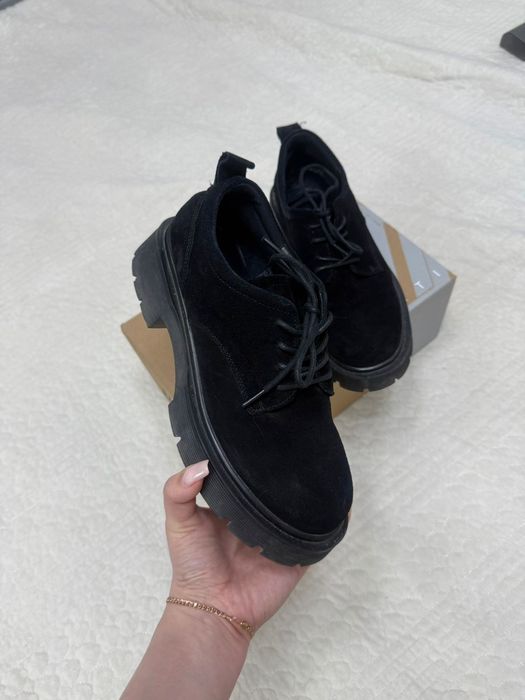 Обувь женская ( кросовки новые) , остальные б/у