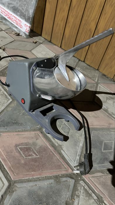 Ледокоашитель, измельчитель льда