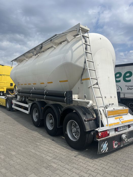 Semiremorca transport ciment Spitzer
