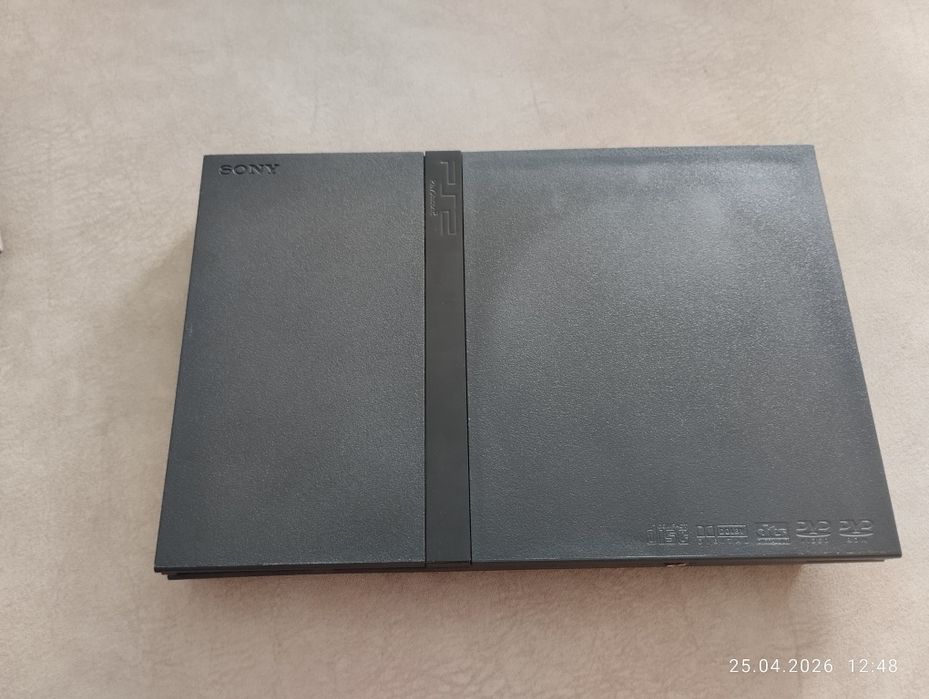 Playstation 2, корпус