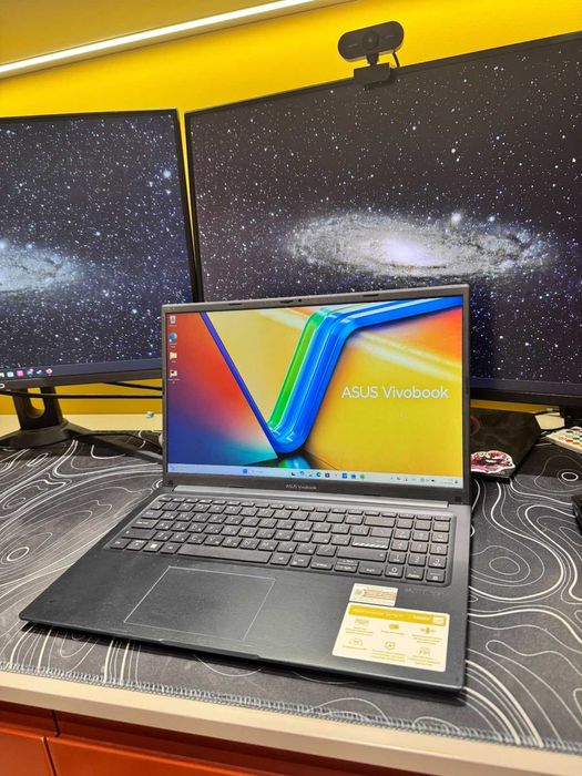 ASUS VivoBook 15 | i3-1215U | 8/512 ГБ SSD