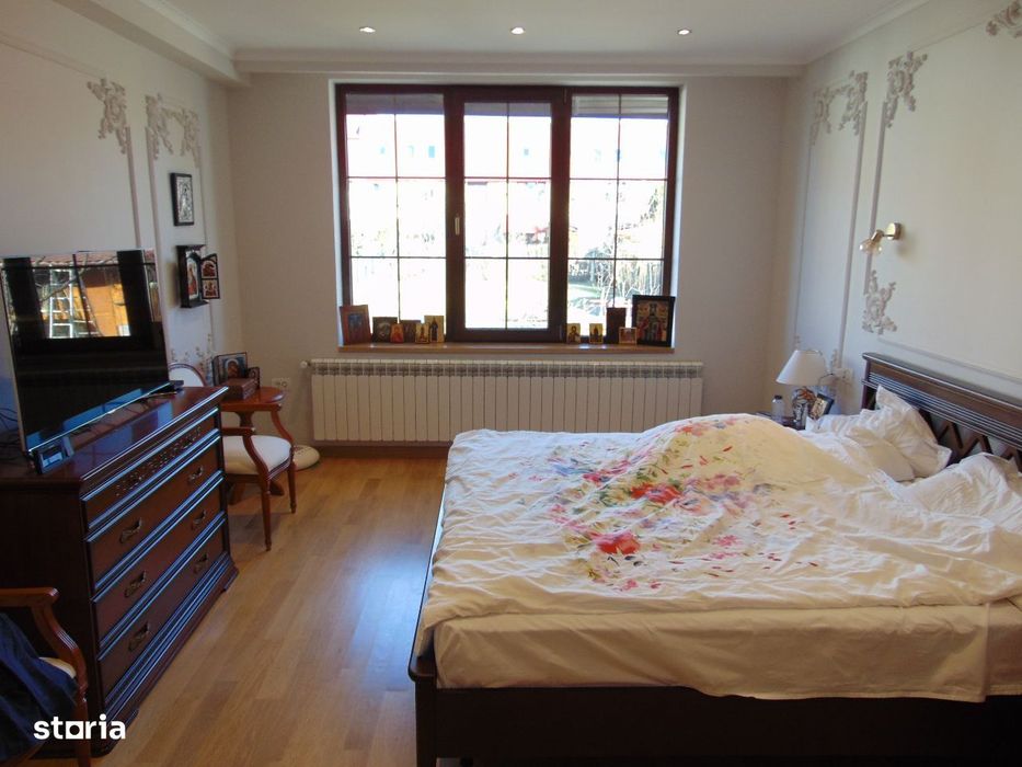 FARA COMISIOANE padure Vila LUX cu 7 camere 4 bai 2 terase pe 1600mp
