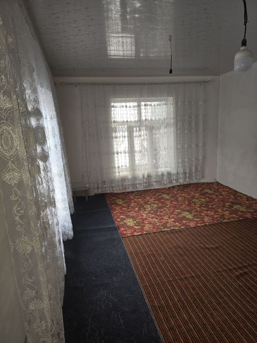 Kvartira arzon Sergeli 4-bekat yaqin. Hokimyatni yonida