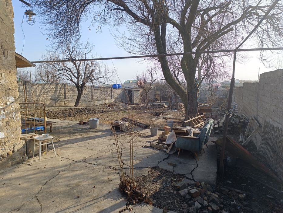 Продаю участок. Земля находится в центре, 9 микрорайон.