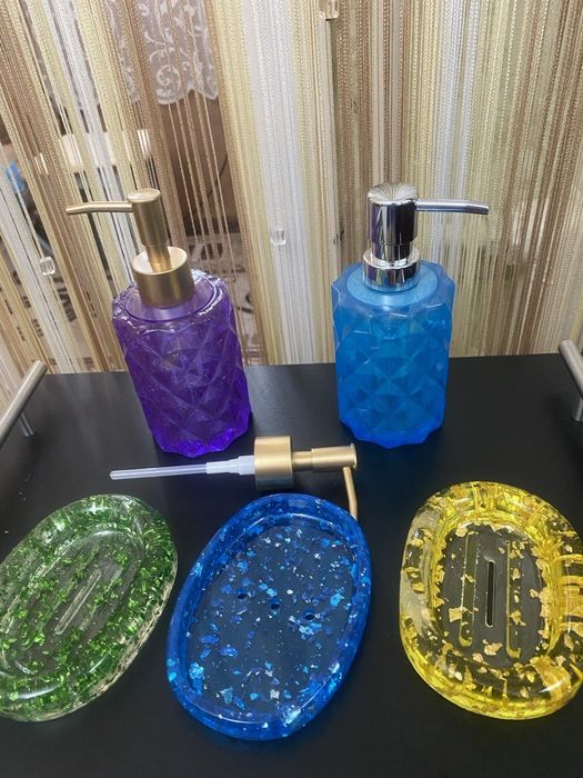 В наличии и на заказ изделия из эпоксидной смолы украсят ваш интерьер