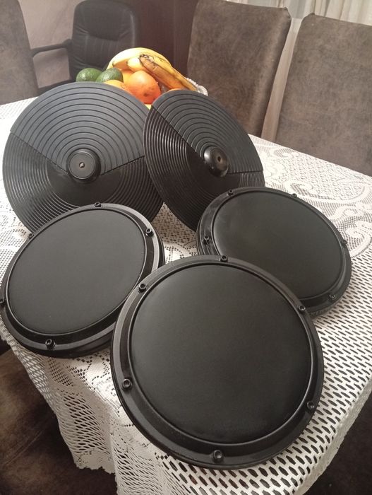 Падове и чинели за електронни барабани