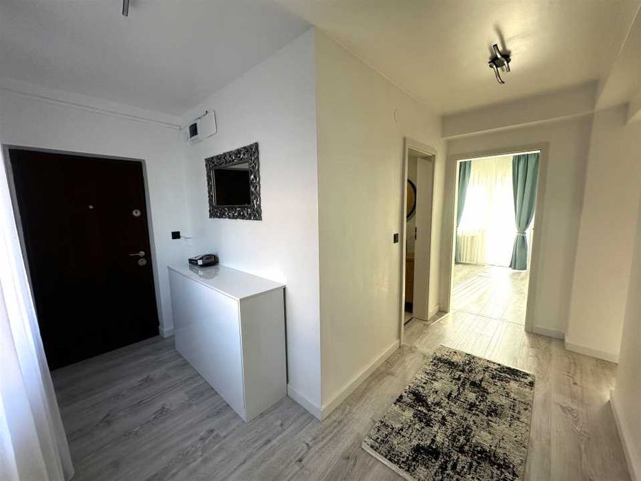 Apartament decomandat 3 camere etaj 2 renovat complet zona Brana Selimbar